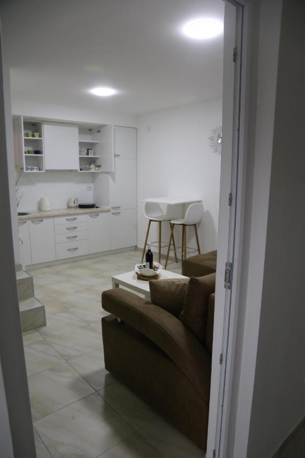 T&m, Sa Parkingom Apartment *