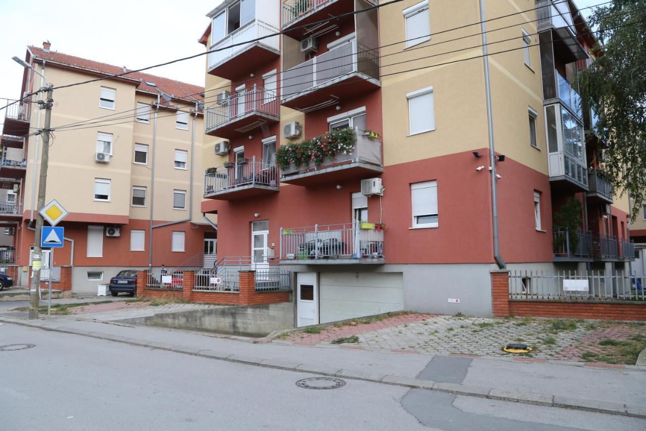 T&m, Sa Parkingom Apartment Obrenovac (Belgrade)